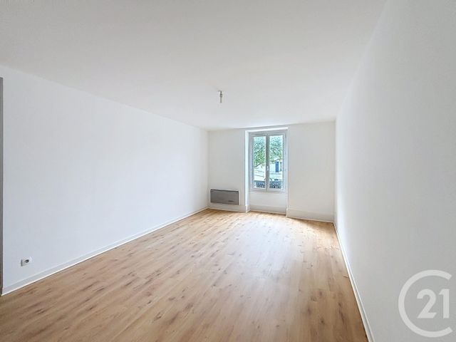 Appartement F3 à louer - 3 pièces - 54.24 m2 - FLEURY LES AUBRAIS - 45 - CENTRE - Century 21 Premium