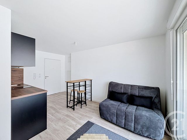 Appartement F1 à louer - 1 pièce - 24.5 m2 - LA CHAPELLE ST MESMIN - 45 - CENTRE - Century 21 Premium