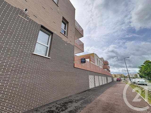 Appartement F1 à louer - 1 pièce - 24.5 m2 - LA CHAPELLE ST MESMIN - 45 - CENTRE - Century 21 Premium