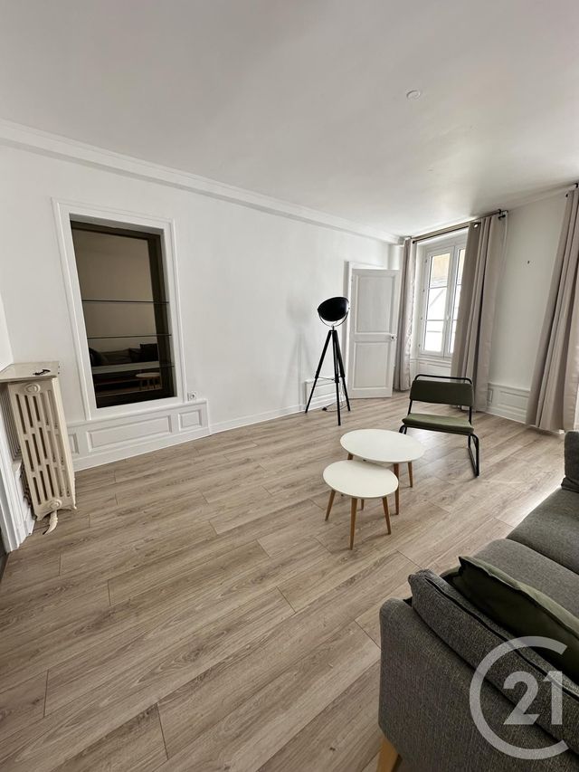 Appartement F3 à louer - 3 pièces - 71.0 m2 - ORLEANS - 45 - CENTRE - Century 21 Premium