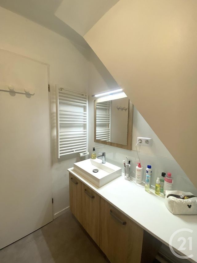 Appartement F3 duplex à louer - 3 pièces - 66.5 m2 - ST JEAN DE BRAYE - 45 - CENTRE - Century 21 Premium