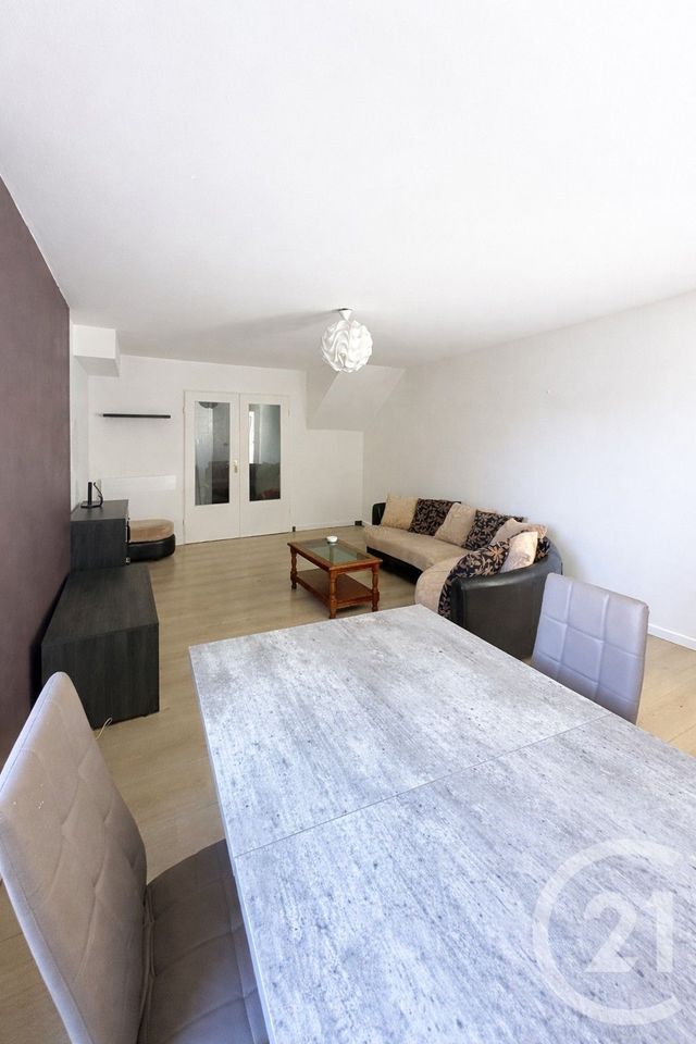 Appartement F3 duplex à louer - 3 pièces - 66.5 m2 - ST JEAN DE BRAYE - 45 - CENTRE - Century 21 Premium