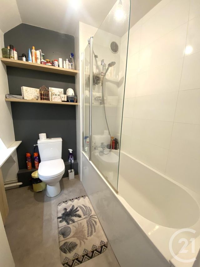 Appartement F3 duplex à louer - 3 pièces - 66.5 m2 - ST JEAN DE BRAYE - 45 - CENTRE - Century 21 Premium