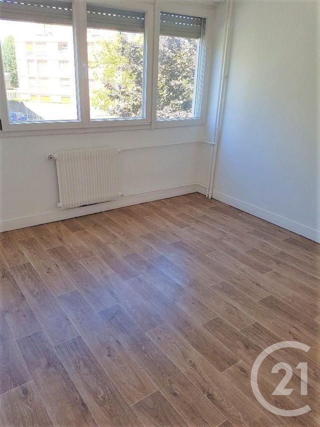 Appartement F2 à louer - 2 pièces - 43.39 m2 - ORLEANS - 45 - CENTRE - Century 21 Premium
