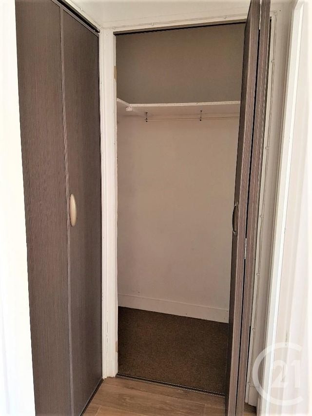 Appartement F2 à louer - 2 pièces - 43.39 m2 - ORLEANS - 45 - CENTRE - Century 21 Premium