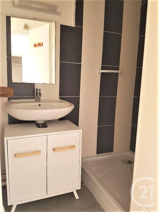 Appartement F2 à louer - 2 pièces - 43.39 m2 - ORLEANS - 45 - CENTRE - Century 21 Premium