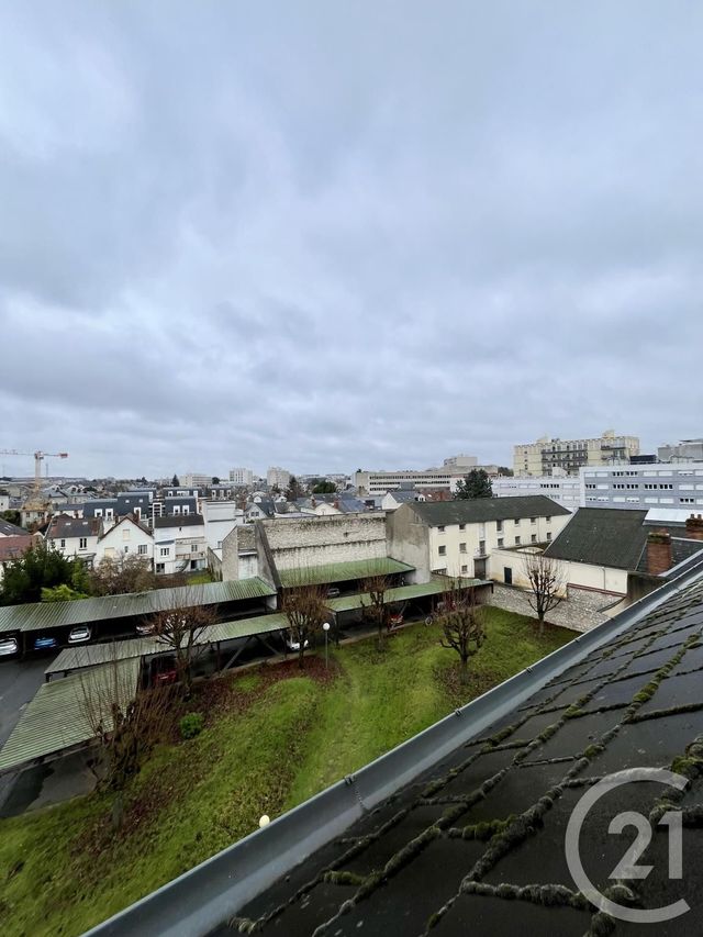 Appartement F2 à louer - 2 pièces - 53.0 m2 - ORLEANS - 45 - CENTRE - Century 21 Premium
