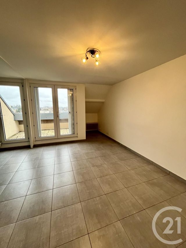 Appartement F2 à louer - 2 pièces - 53.0 m2 - ORLEANS - 45 - CENTRE - Century 21 Premium