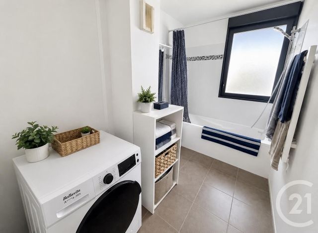 Appartement F3 à louer - 3 pièces - 71.0 m2 - ORLEANS - 45 - CENTRE - Century 21 Premium