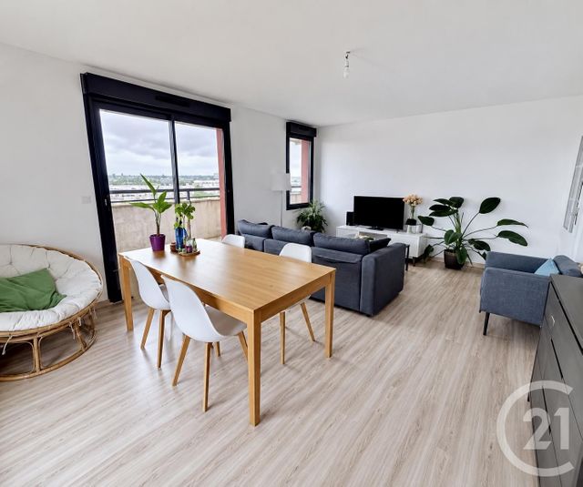 Appartement F3 à louer - 3 pièces - 71.0 m2 - ORLEANS - 45 - CENTRE - Century 21 Premium