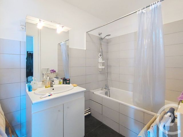 Appartement F2 à vendre - 2 pièces - 62.14 m2 - ORLEANS - 45 - CENTRE - Century 21 Premium