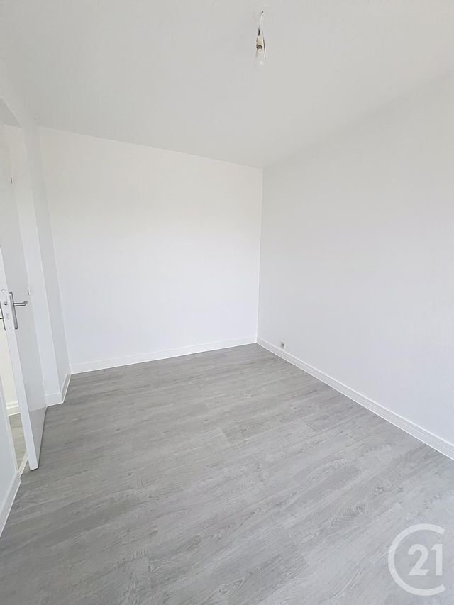 Appartement F2 à louer - 2 pièces - 44.0 m2 - ST JEAN DE LA RUELLE - 45 - CENTRE - Century 21 Premium