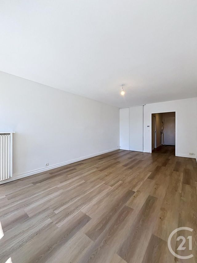 Appartement F1 à louer - 1 pièce - 32.5 m2 - ORLEANS - 45 - CENTRE - Century 21 Premium
