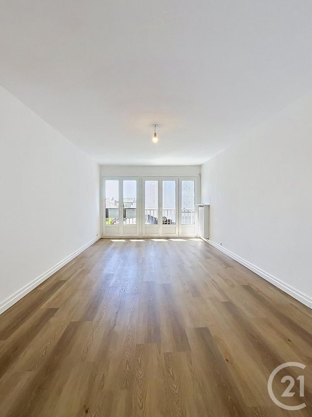 Appartement F1 à louer - 1 pièce - 32.5 m2 - ORLEANS - 45 - CENTRE - Century 21 Premium