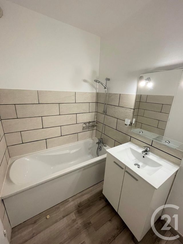 Appartement F2 à vendre - 2 pièces - 49.18 m2 - ST JEAN DE BRAYE - 45 - CENTRE - Century 21 Premium