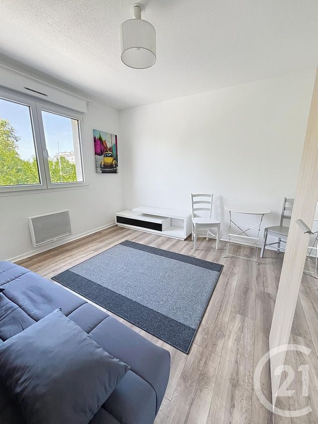 Appartement F1 à louer - 1 pièce - 19.79 m2 - ORLEANS - 45 - CENTRE - Century 21 Premium