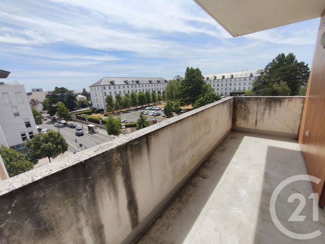 Appartement F3 à vendre - 3 pièces - 69.52 m2 - ORLEANS - 45 - CENTRE - Century 21 Premium