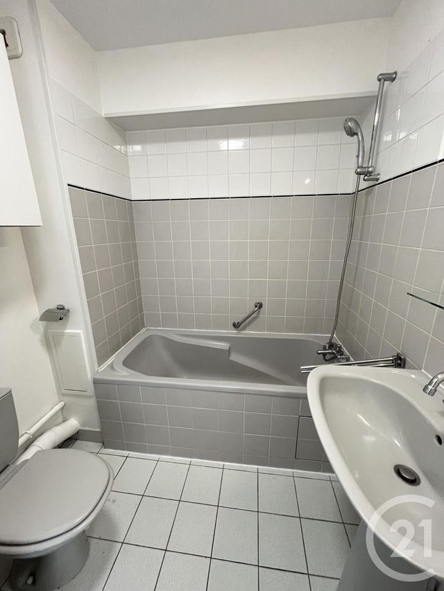 Appartement F1 à louer - 1 pièce - 22.19 m2 - ORLEANS - 45 - CENTRE - Century 21 Premium