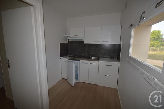 Appartement Studio à louer - 1 pièce - 26.44 m2 - ST JEAN DE BRAYE - 45 - CENTRE - Century 21 Premium