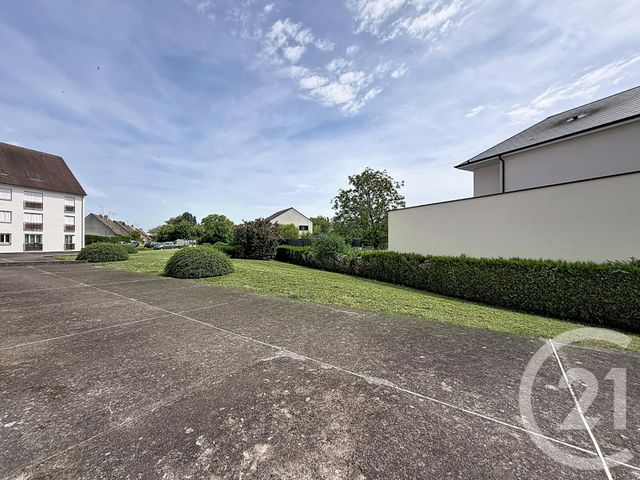 Appartement T4 à vendre - 4 pièces - 75.35 m2 - ST JEAN DE LA RUELLE - 45 - CENTRE - Century 21 Premium