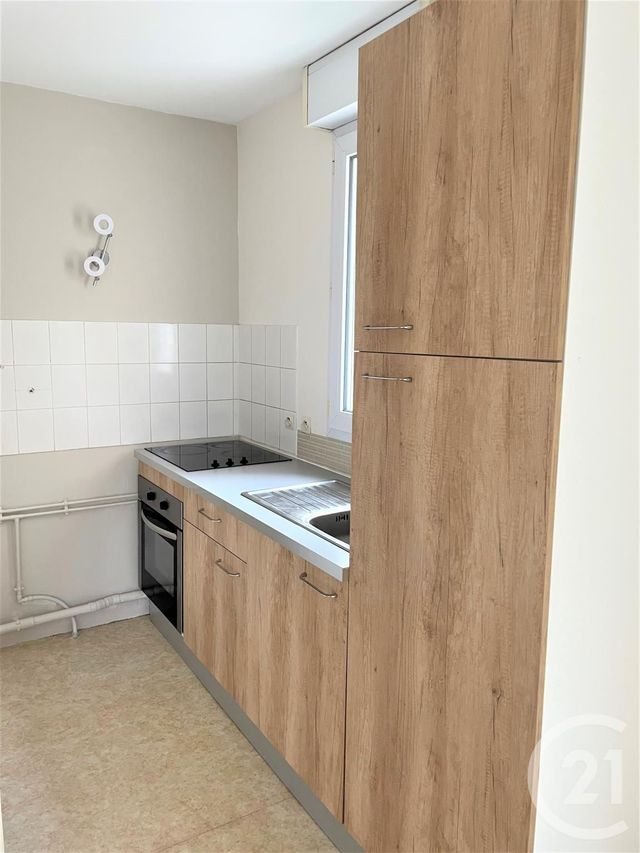 Appartement Studio à louer - 1 pièce - 24.14 m2 - ORLEANS - 45 - CENTRE - Century 21 Premium