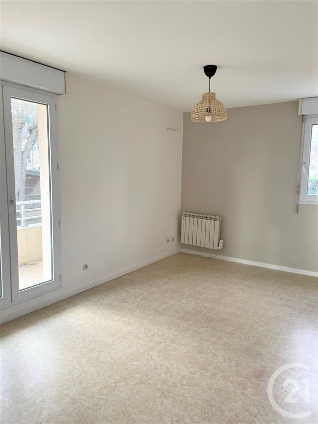 Appartement Studio à louer - 1 pièce - 24.14 m2 - ORLEANS - 45 - CENTRE - Century 21 Premium