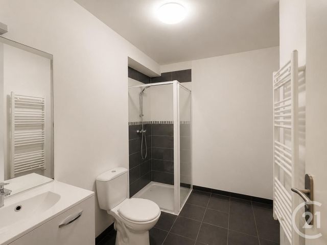Appartement F1 à vendre - 1 pièce - 30.27 m2 - LA CHAPELLE ST MESMIN - 45 - CENTRE - Century 21 Premium