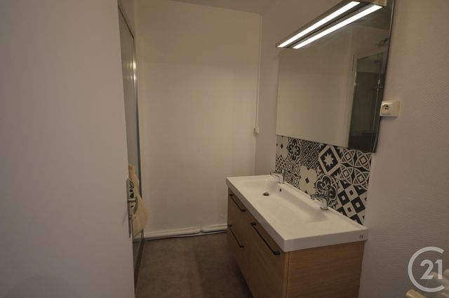 Appartement F2 à louer - 2 pièces - 68.71 m2 - ORLEANS - 45 - CENTRE - Century 21 Premium