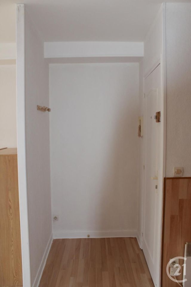 Appartement Studio à louer - 1 pièce - 26.48 m2 - ORLEANS - 45 - CENTRE - Century 21 Premium