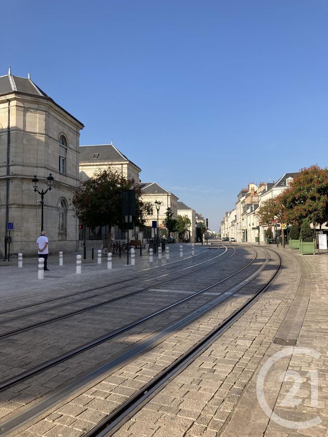 Appartement F3 à louer - 3 pièces - 69.8 m2 - ORLEANS - 45 - CENTRE - Century 21 Premium