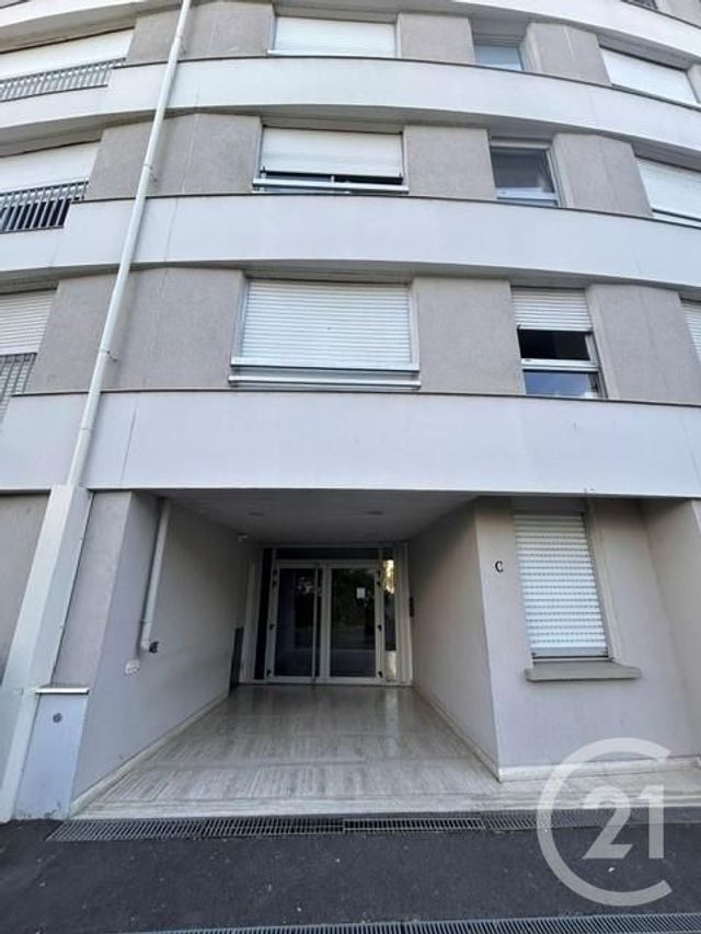 Appartement Studio à louer - 1 pièce - 19.0 m2 - ORLEANS - 45 - CENTRE - Century 21 Premium