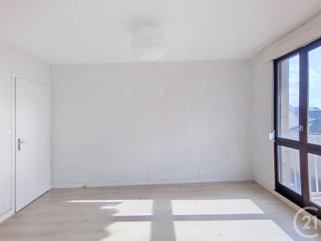 Appartement F4 à vendre - 4 pièces - 89.2 m2 - ORLEANS - 45 - CENTRE - Century 21 Premium