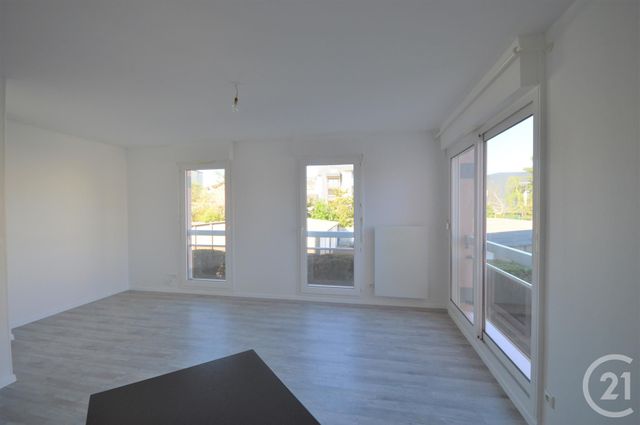 Appartement F2 à louer - 2 pièces - 39.53 m2 - ORLEANS - 45 - CENTRE - Century 21 Premium