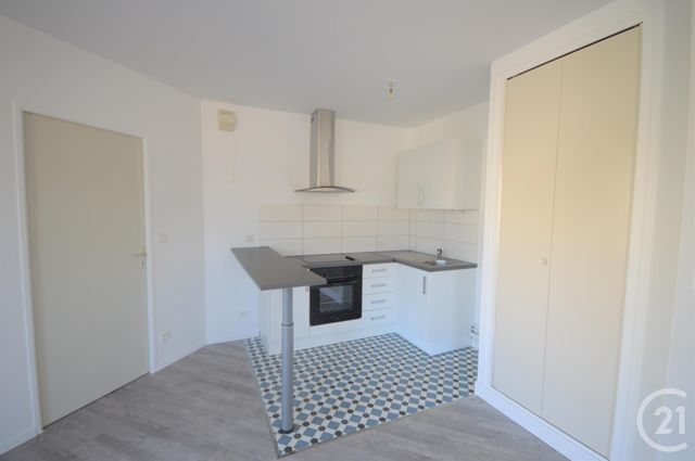 Appartement F2 à louer - 2 pièces - 39.53 m2 - ORLEANS - 45 - CENTRE - Century 21 Premium