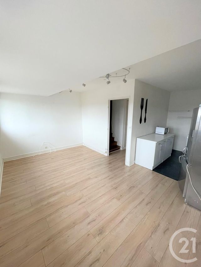 Appartement Duplex à louer - 2 pièces - 39.6 m2 - ORLEANS - 45 - CENTRE - Century 21 Premium