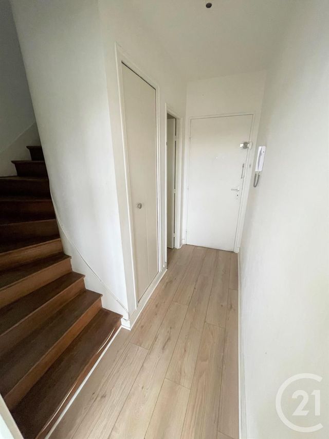 Appartement Duplex à louer - 2 pièces - 39.6 m2 - ORLEANS - 45 - CENTRE - Century 21 Premium