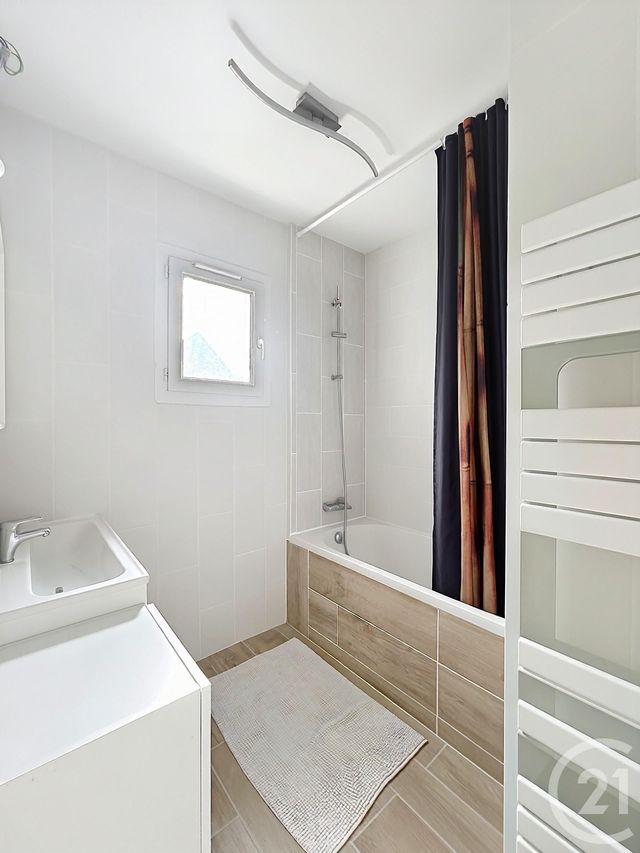 maison à louer - 6 pièces - 115.0 m2 - SARAN - 45 - CENTRE - Century 21 Premium