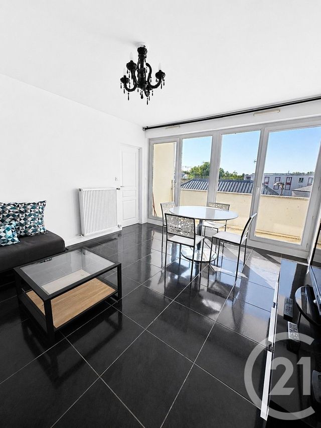 Appartement Chambre à louer - 1 pièce - 10.43 m2 - ORLEANS - 45 - CENTRE - Century 21 Premium
