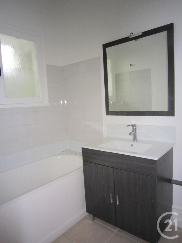 Appartement F1bis à louer - 2 pièces - 40.5 m2 - ORLEANS - 45 - CENTRE - Century 21 Premium