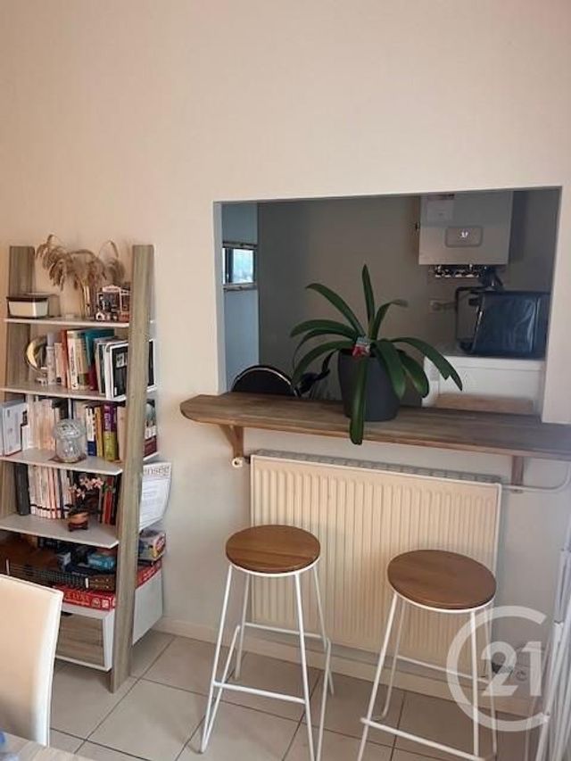 Appartement F1bis à louer - 2 pièces - 40.5 m2 - ORLEANS - 45 - CENTRE - Century 21 Premium