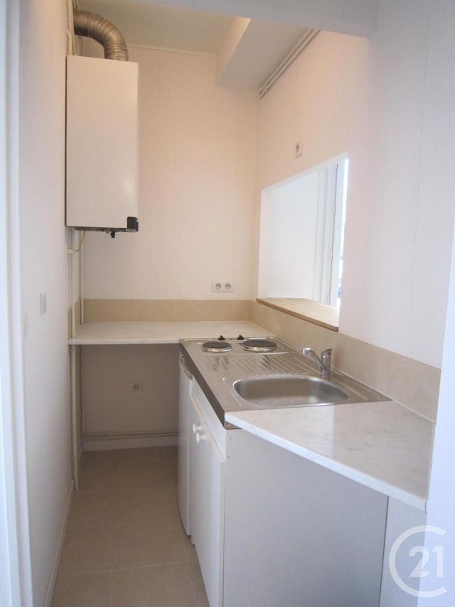 Appartement F1bis à louer - 2 pièces - 40.5 m2 - ORLEANS - 45 - CENTRE - Century 21 Premium