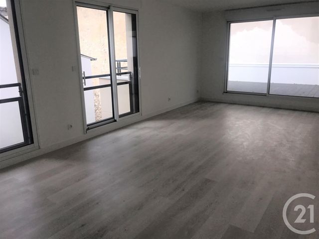 Appartement F2 à louer - 2 pièces - 62.0 m2 - ORLEANS - 45 - CENTRE - Century 21 Premium