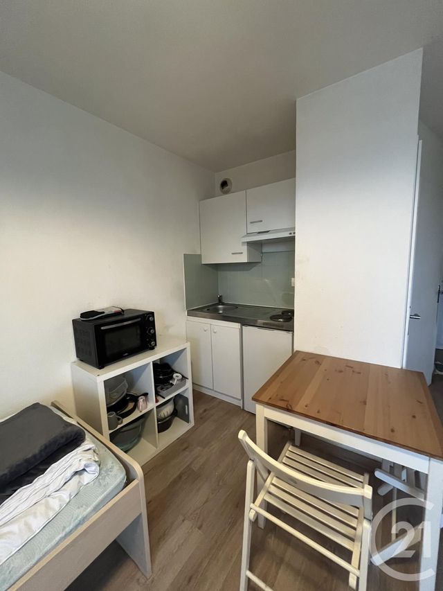 Appartement F1 à louer - 1 pièce - 19.94 m2 - ORLEANS - 45 - CENTRE - Century 21 Premium
