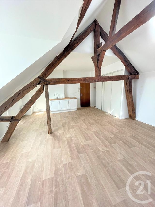 Appartement F2 à louer - 2 pièces - 43.8 m2 - ORLEANS - 45 - CENTRE - Century 21 Premium