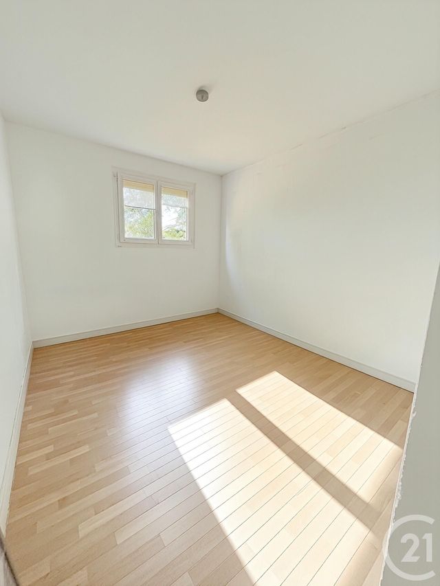 Appartement F2 à louer - 3 pièces - 65.32 m2 - ST JEAN DE BRAYE - 45 - CENTRE - Century 21 Premium