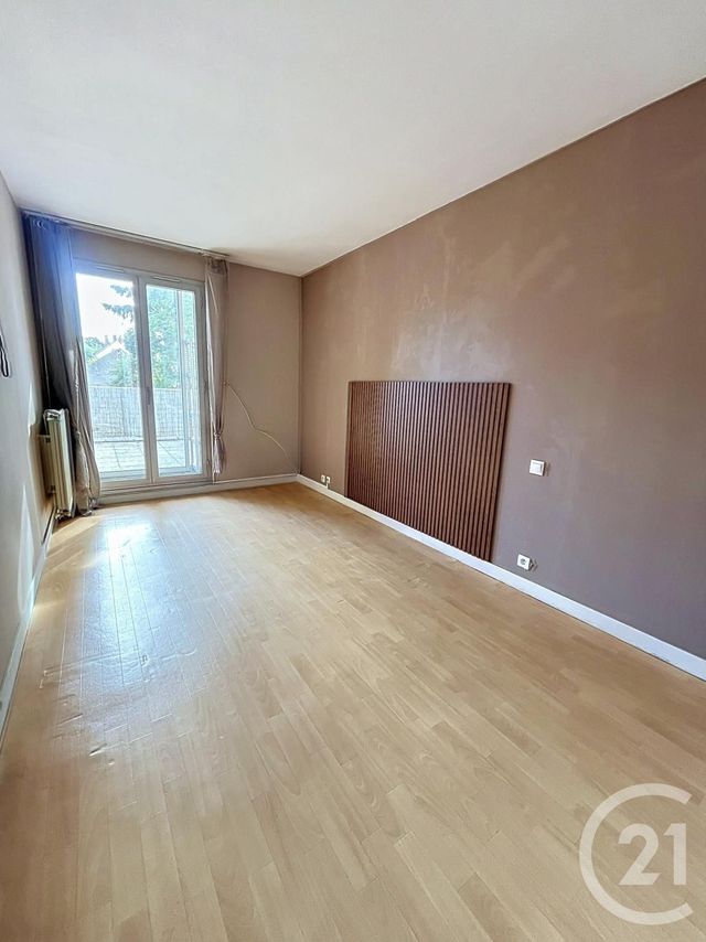 Appartement F2 à louer - 2 pièces - 57.36 m2 - ORLEANS - 45 - CENTRE - Century 21 Premium
