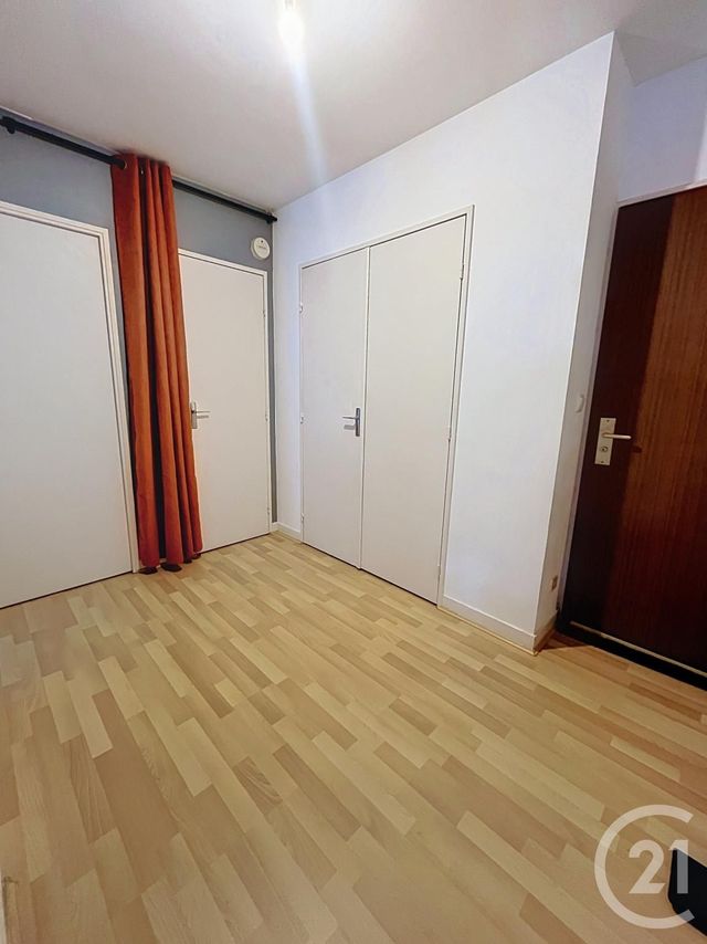 Appartement F2 à louer - 2 pièces - 57.36 m2 - ORLEANS - 45 - CENTRE - Century 21 Premium