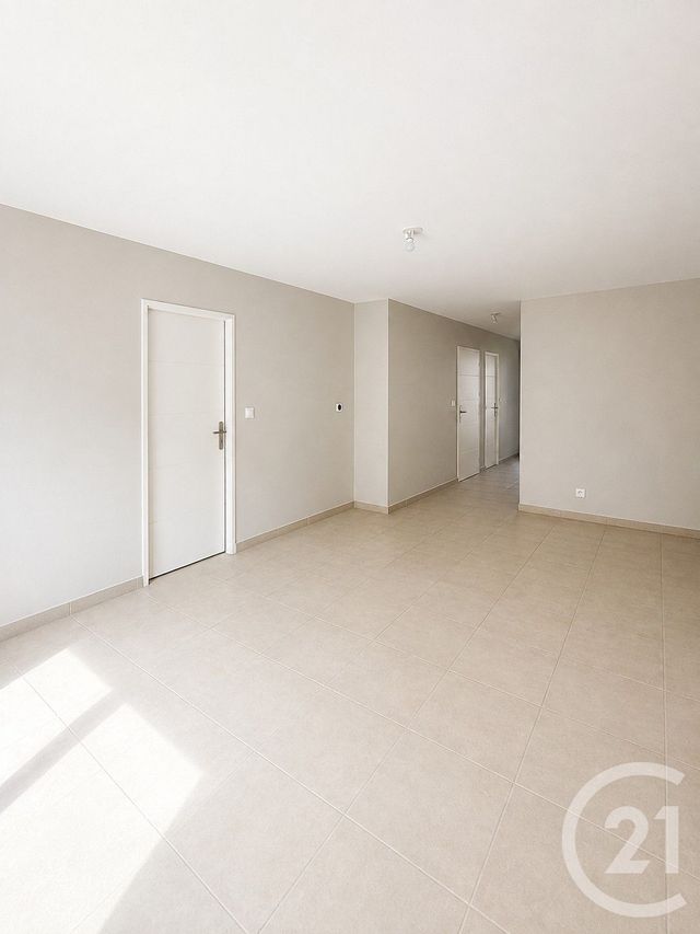 Appartement F3 à louer - 3 pièces - 65.5 m2 - SARAN - 45 - CENTRE - Century 21 Premium