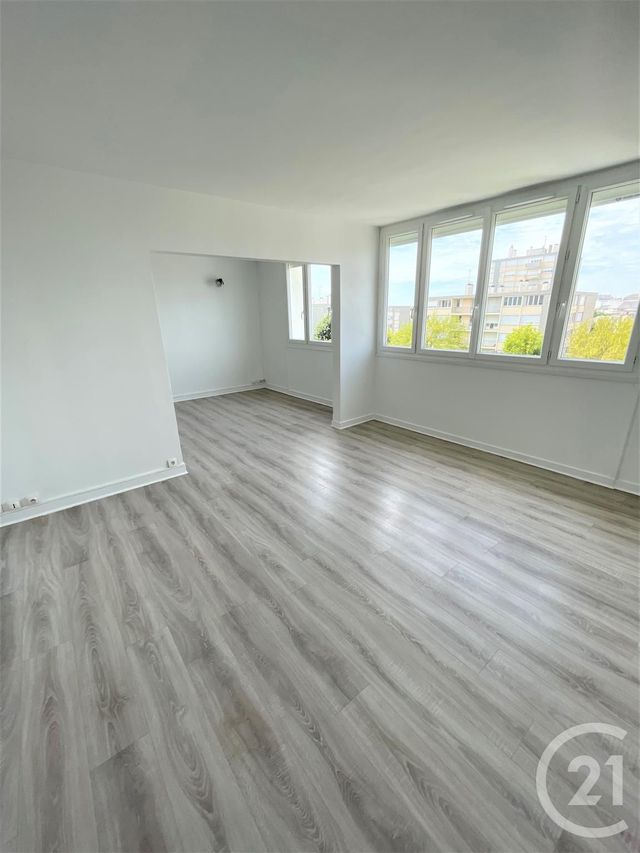 Appartement F3 à louer - 3 pièces - 78.78 m2 - ST JEAN LE BLANC - 45 - CENTRE - Century 21 Premium