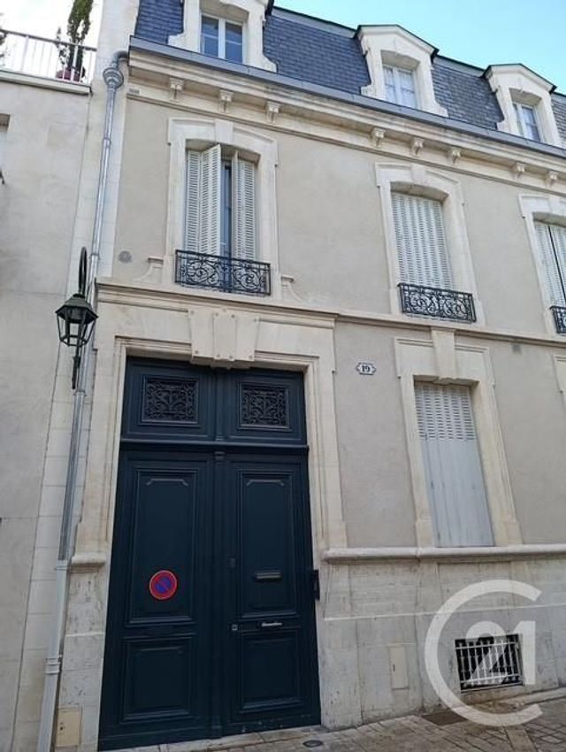 Appartement F1 à louer - 1 pièce - 26.17 m2 - ORLEANS - 45 - CENTRE - Century 21 Premium